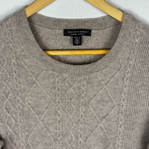 Saks Fifth Ave. Women 100% Cashmere Long Sleeve Sweater Sz XS Taupe Ribbed Soft - Picture 4 of 9